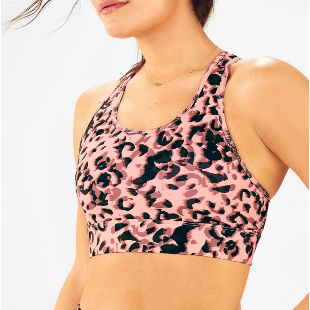 Fabletics ‘On the Go’ Medium Impact Sports Bra